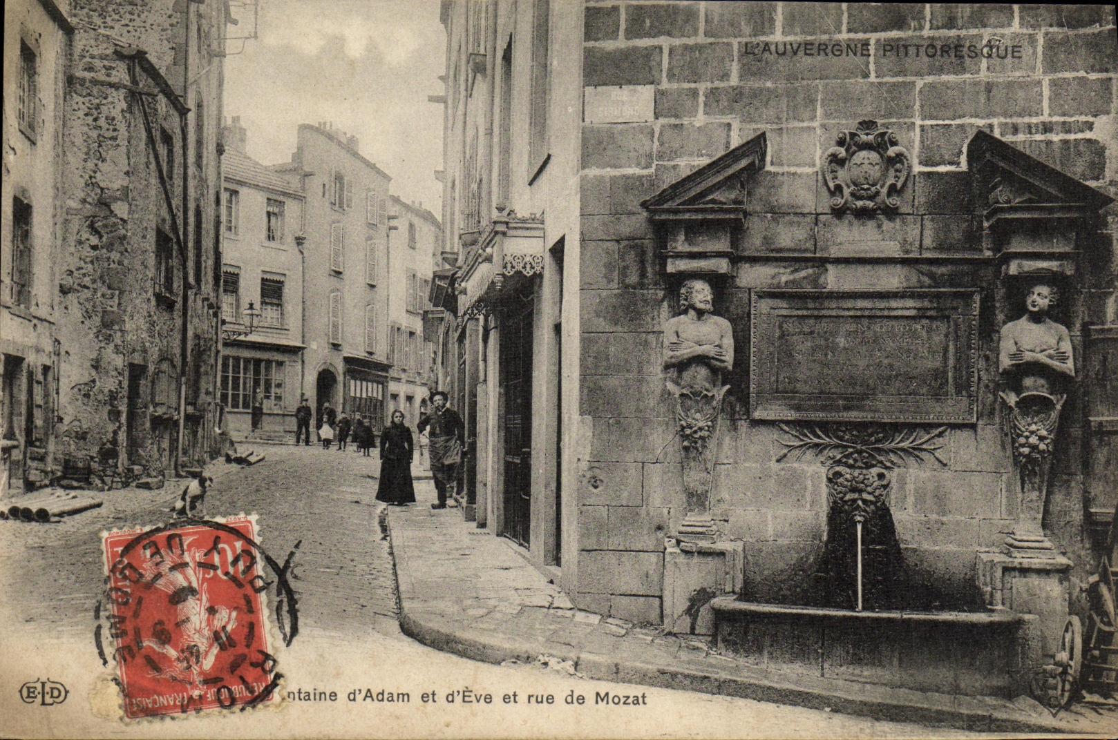 CPA Riom Fontaine d Adam Et D Eve Et Rue De Mozat 