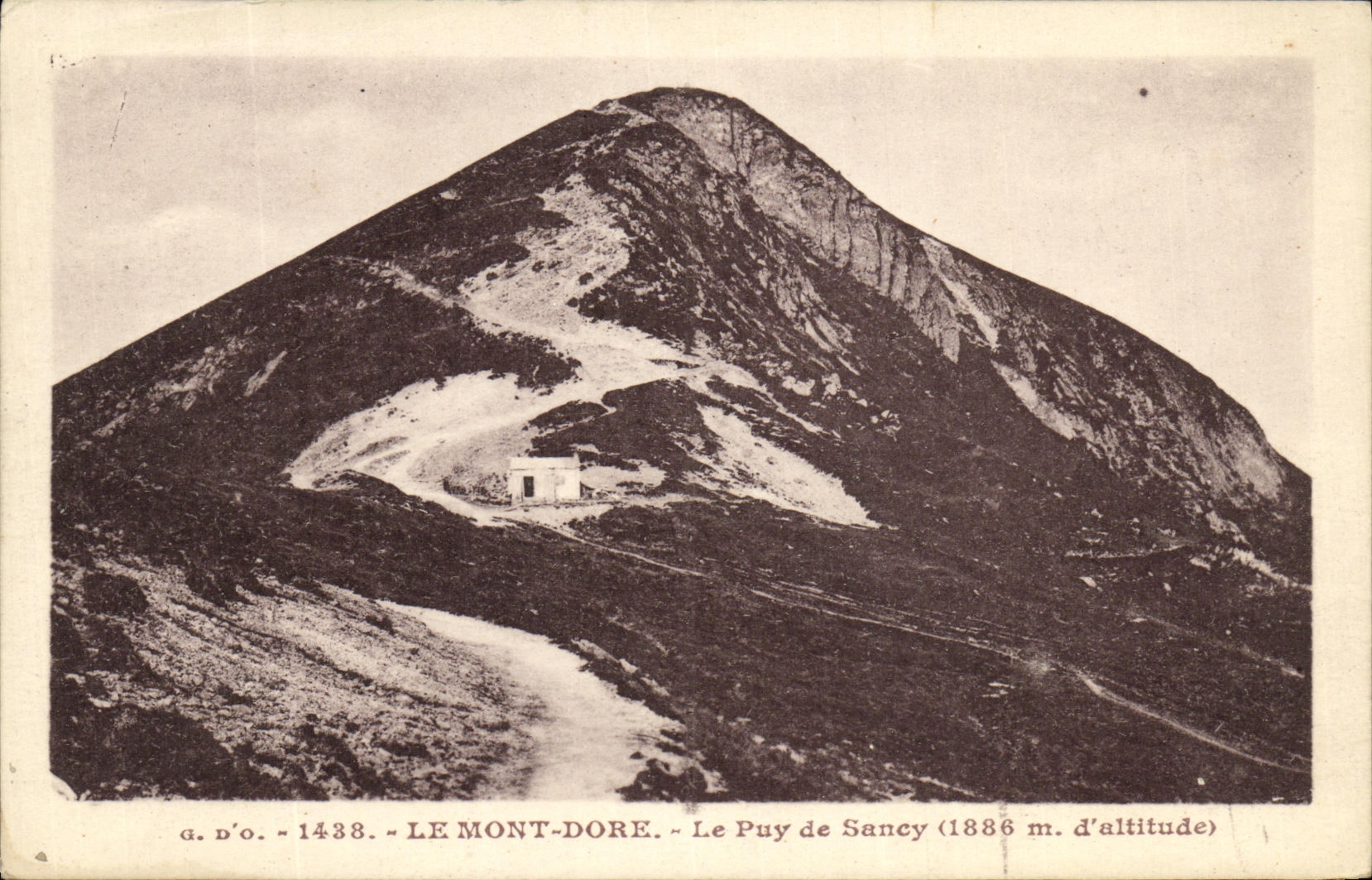 CPA Le Mont Dore Le Puy de Sancy 