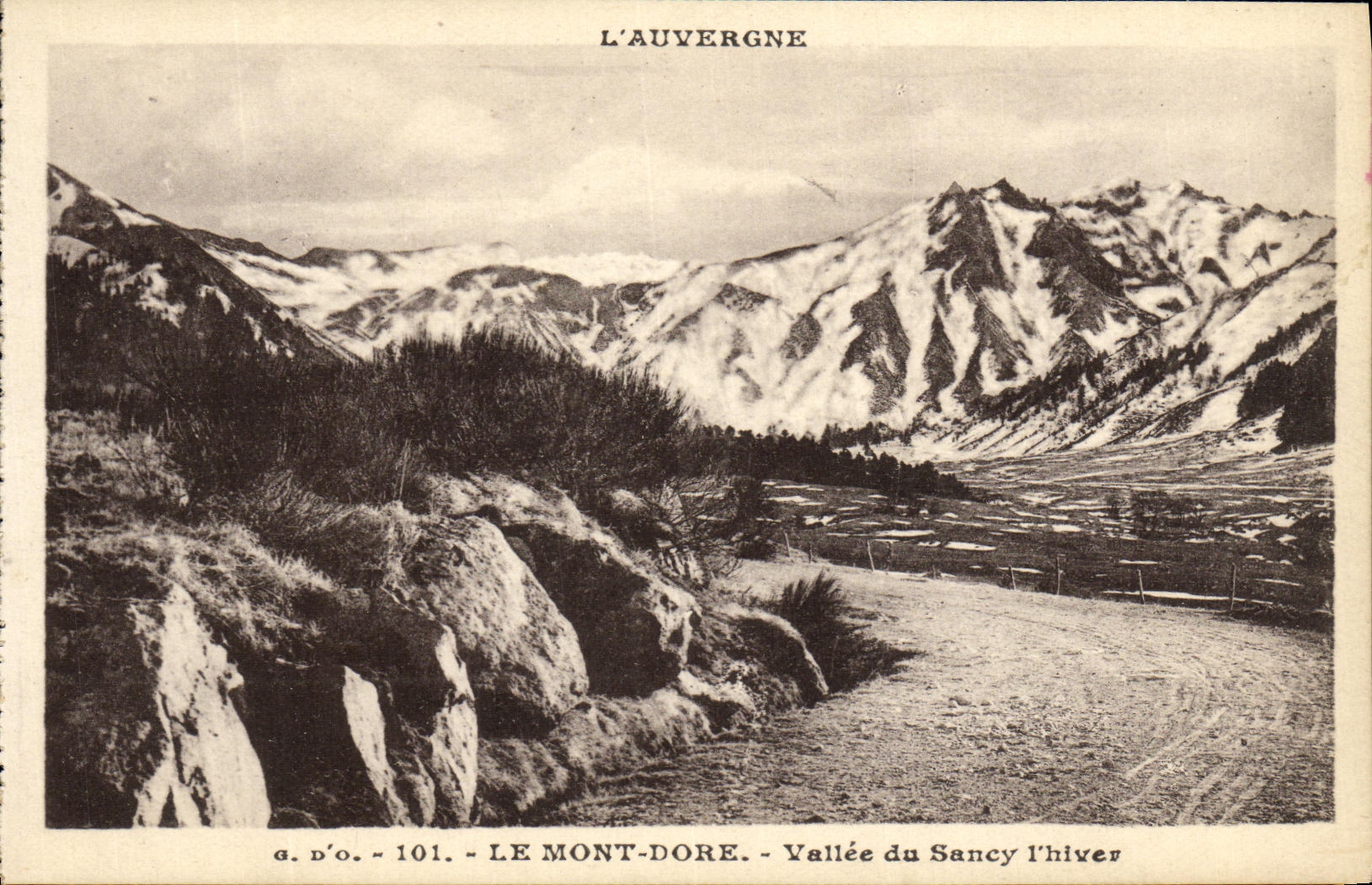 CPA Le Mont Dore Vallee Du Sancy L Hiver 