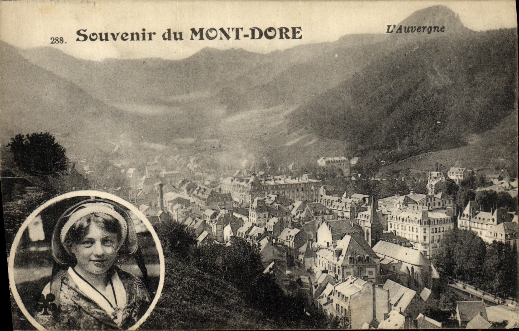 CPA Souvenir Du Mont Dore Coiffe Folklore