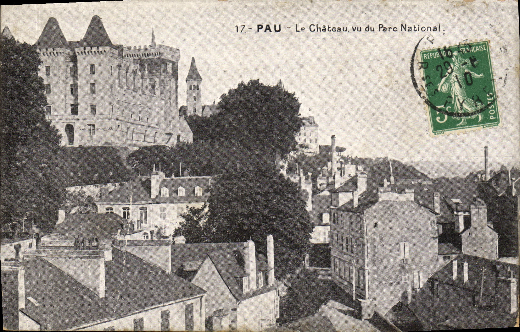 CPA Pau Le Chateau Vu Du Parc National 