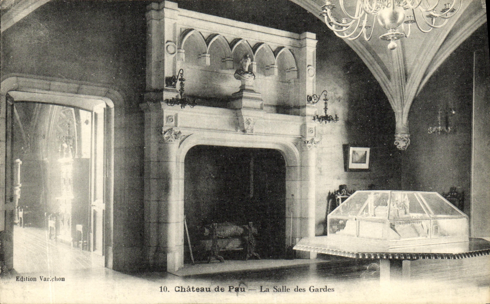 Château de Pau — Die Wachstube — Edition Var.chon, Nr. 10