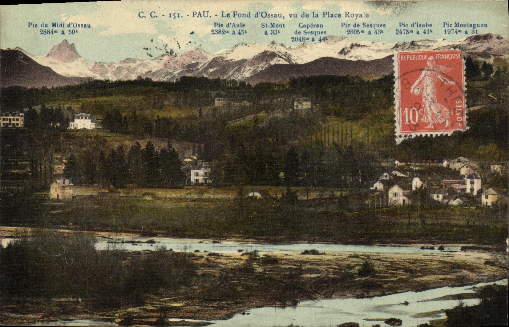 CPA Pau Le Fond D Ossau Vue De La Place Royale
