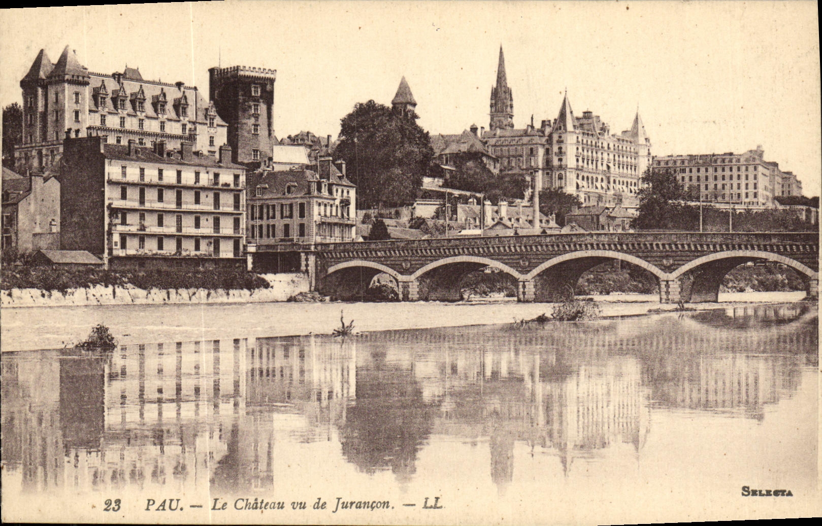 Pau — Il Castello visto da Jurançon — Selecta, n°23