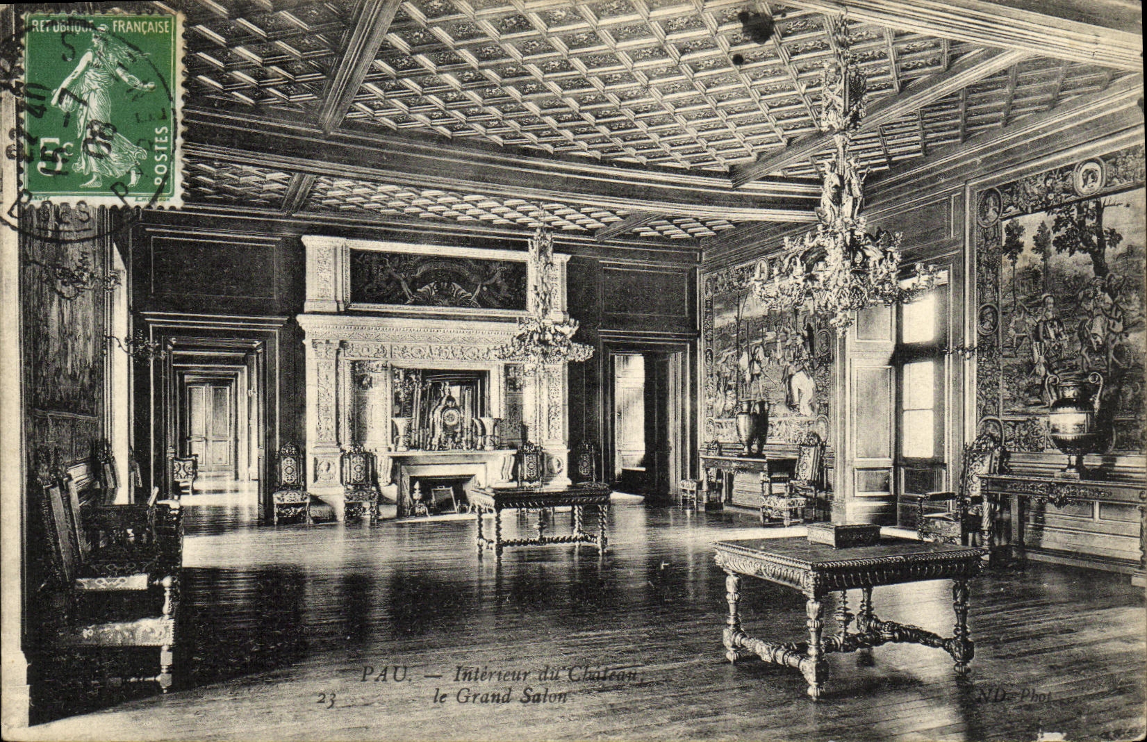 CPA Pau Interieur du Chateau le Grand Salon
