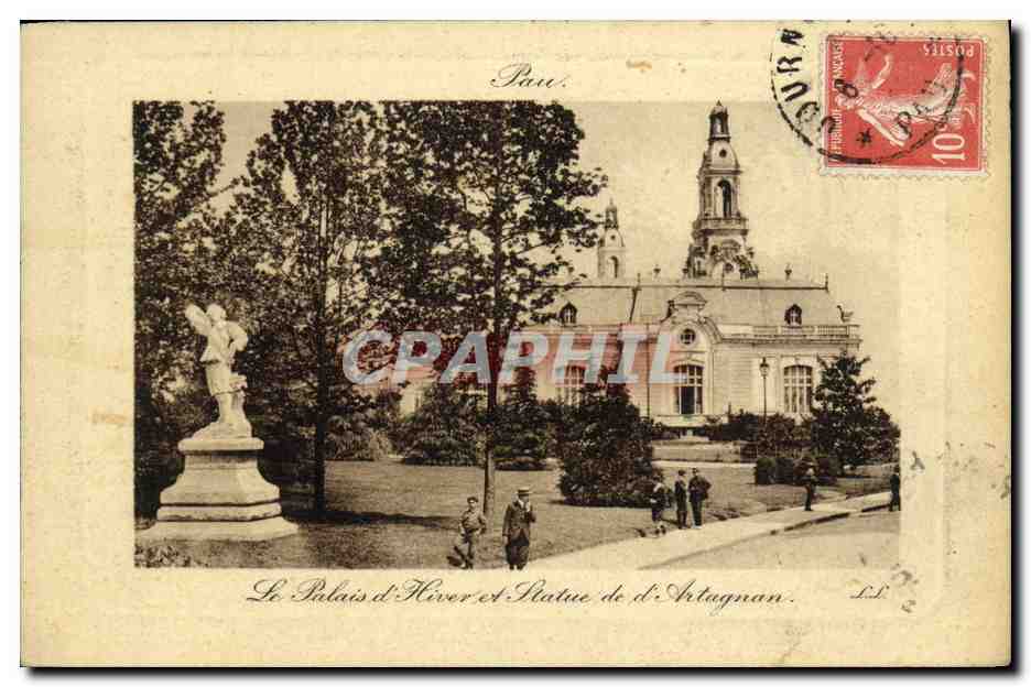CPA Pau Le Palais d hiver et statue de d Artagnan