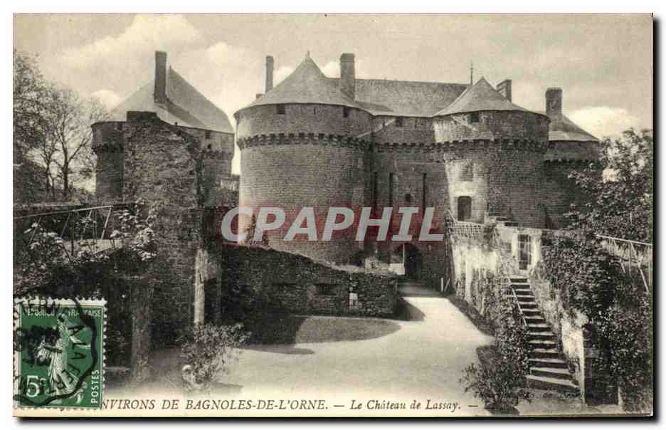 CPA Environs de Bagnoles De L Orne Le Chateau de Lassay