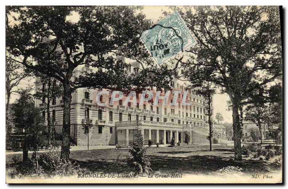 CPA Bagnoles De L Orne Le Grand Hotel