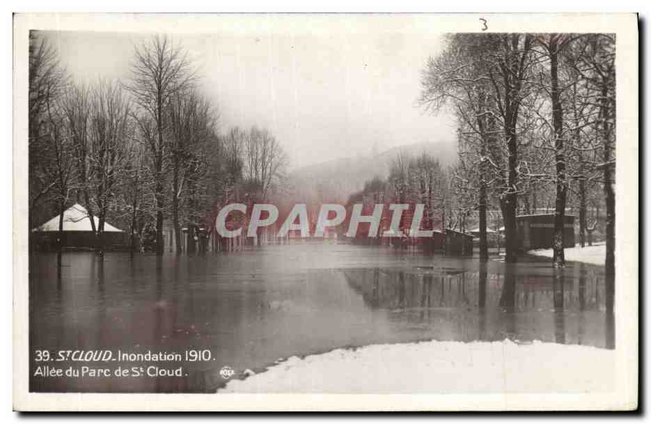 CPA Paris Allee du Parc de St Cloud Inondations 1910