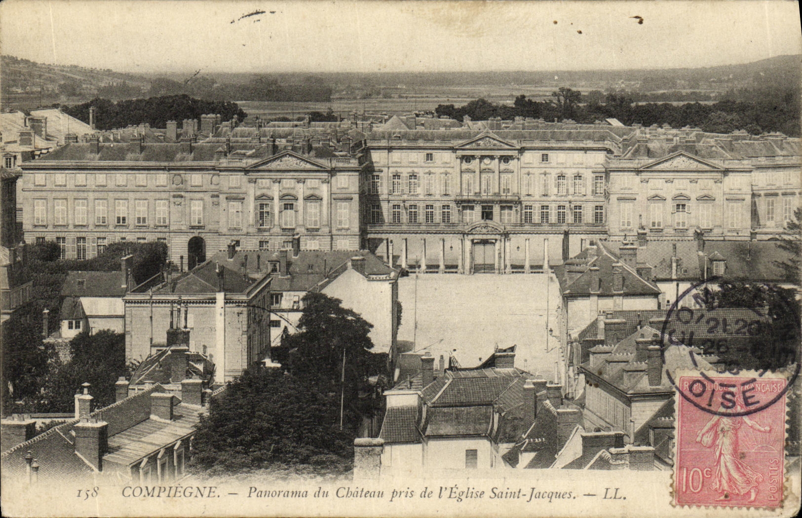 CPA Compiegne Panorama du Chateau prise de L Eglise Saint Jacques