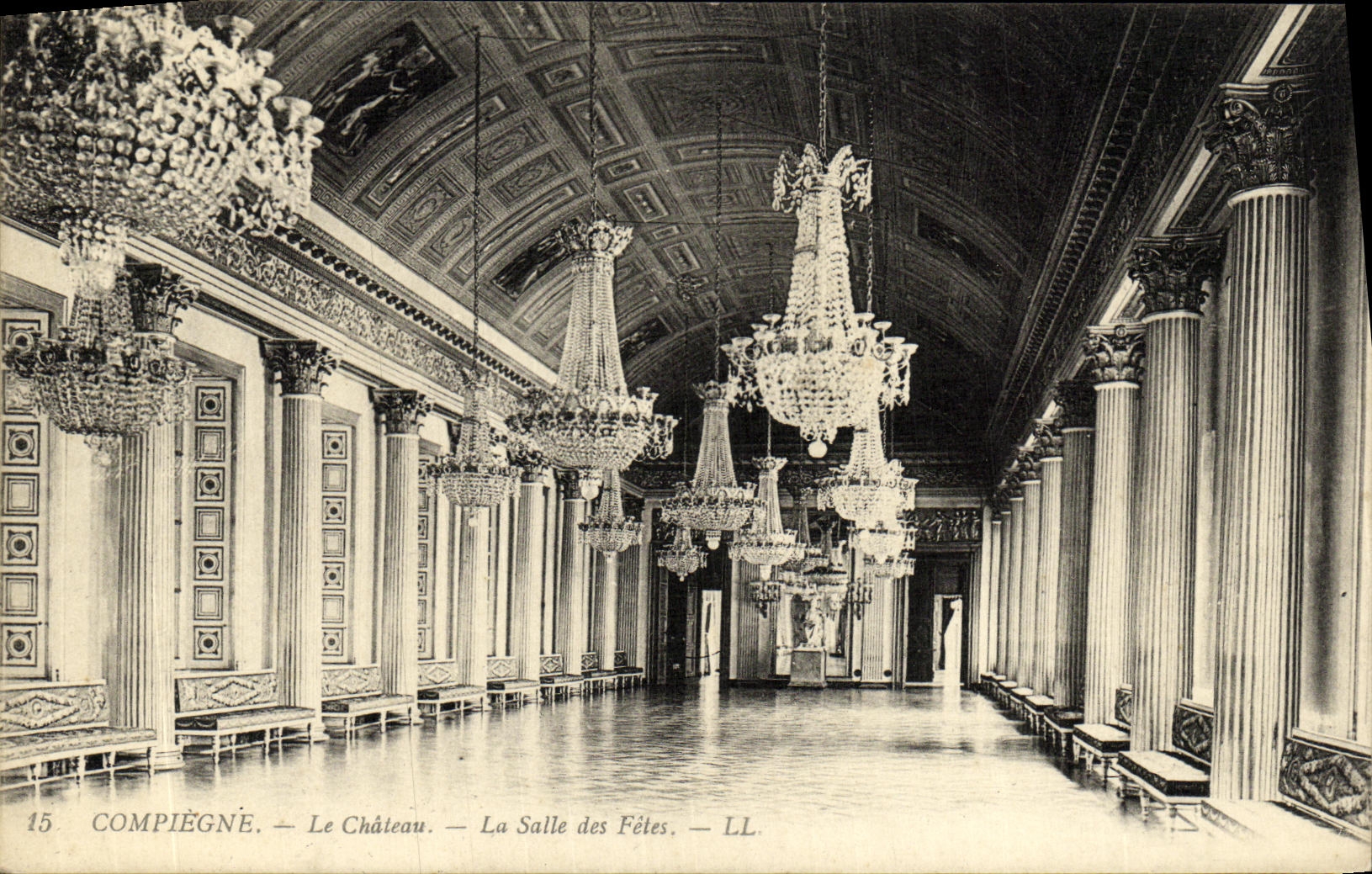 Compiègne — Le Château — La Salle des Fêtes — LL