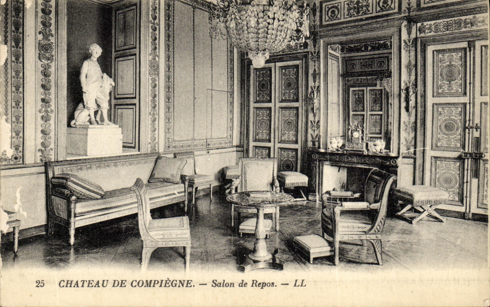 Château de Compiègne — Salon de Repos — LL
