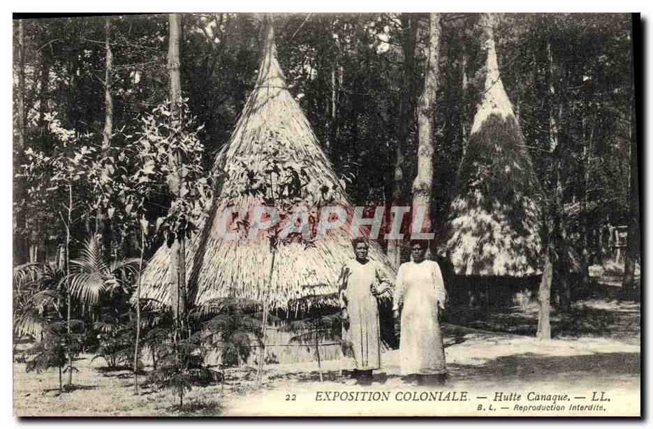 CPA Paris Exposition Coloniale Hutte Canaque