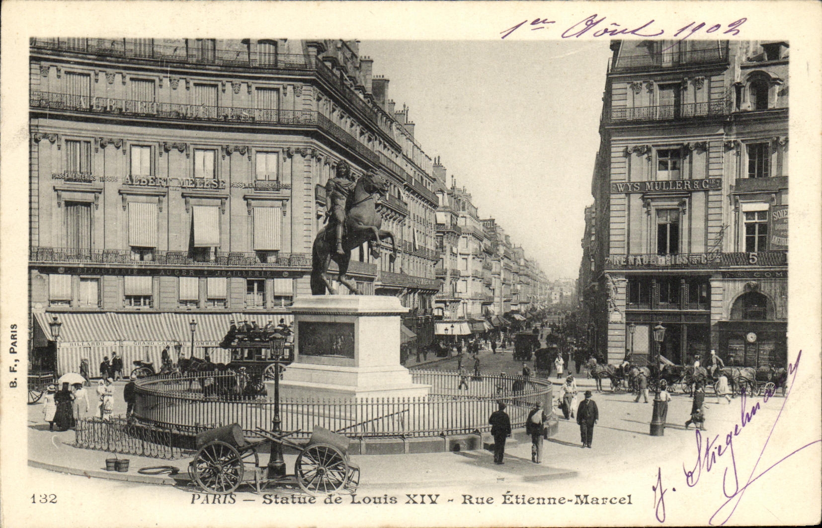 CPA Paris Statue de Louis XIV Rue Etienne Marcel