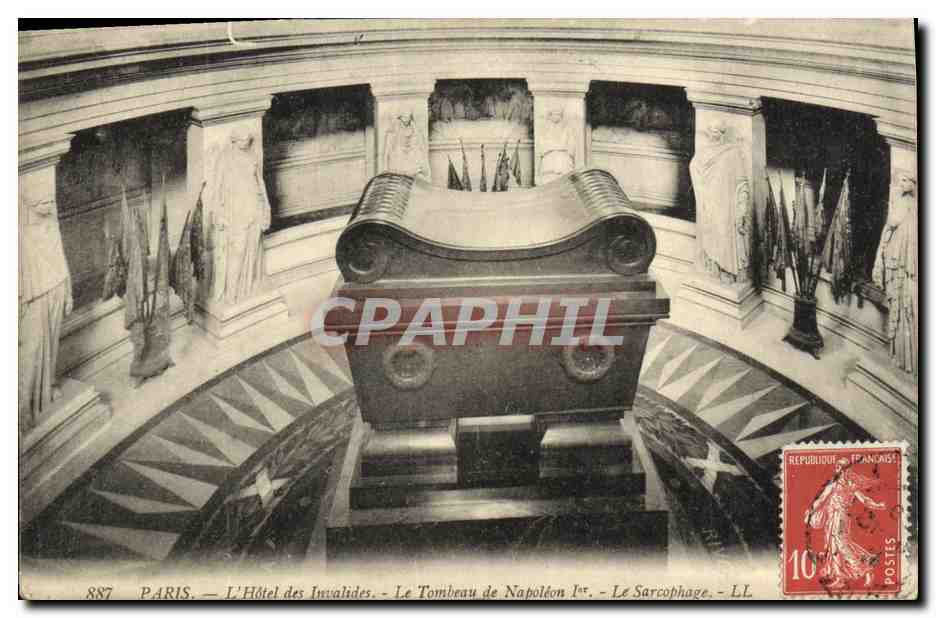 CPA Paris L Hotel des invalides Tombeau de Napoleon 1er Le sarcophage 