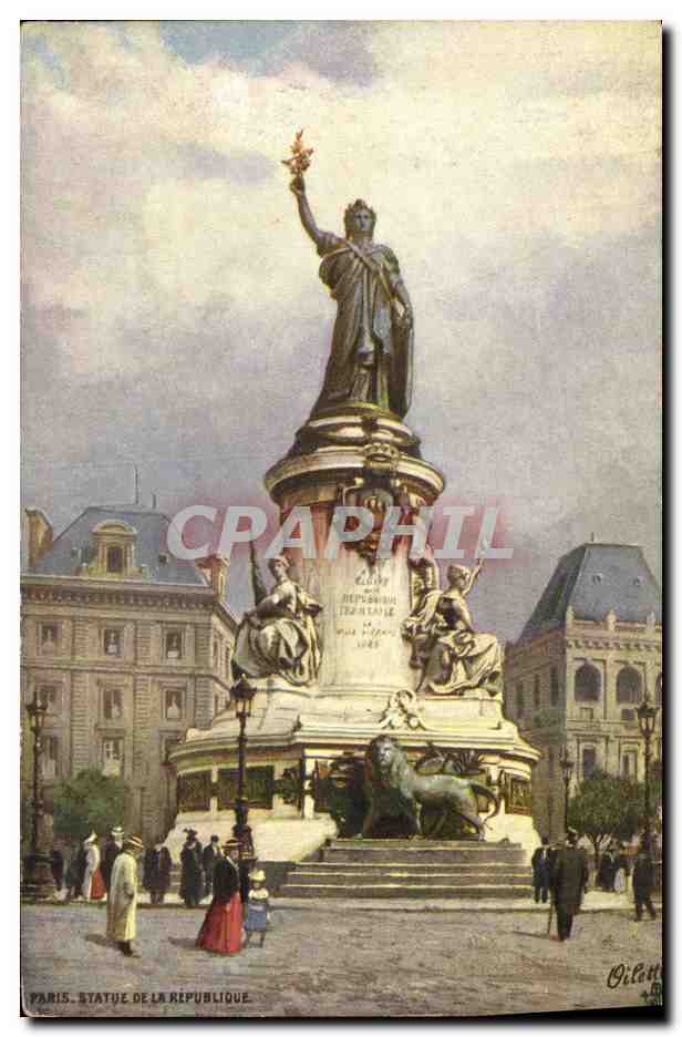 CPA Paris Statue De la Republique Lion