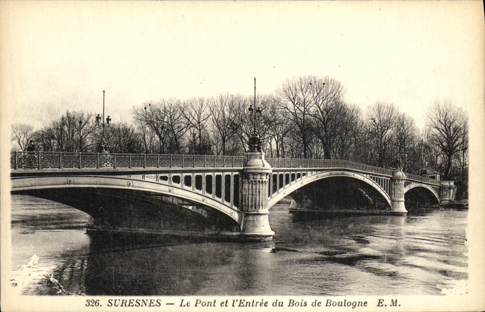 CPA Suresnes Le Pont Et L Entree du Bois de Boulogne 