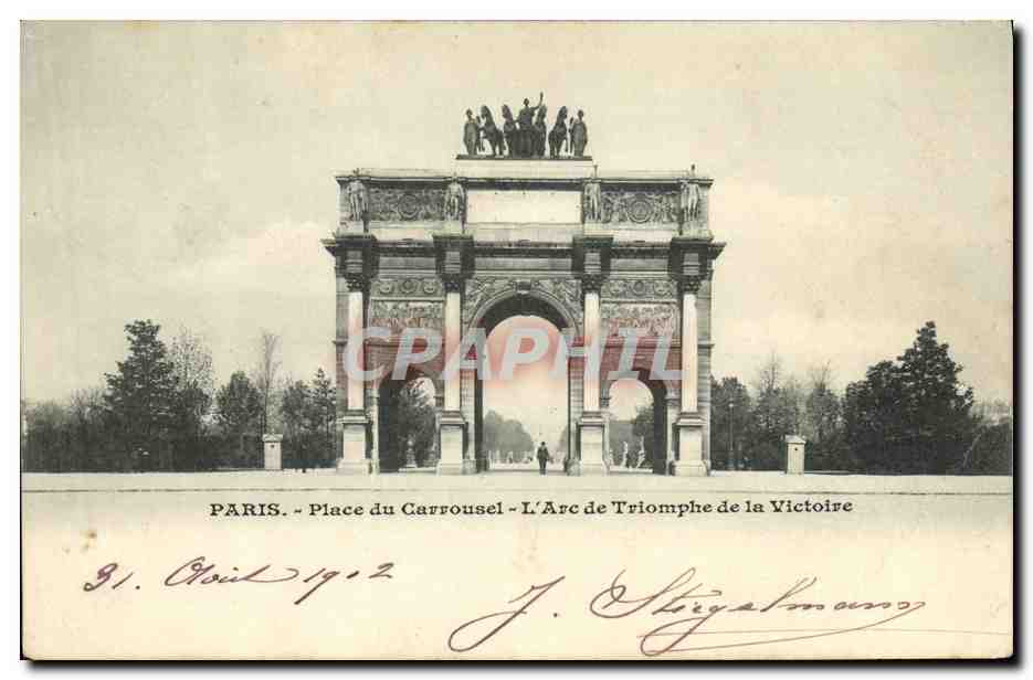CPA Paris Place du Carrousel L Arc de Triomphe de la Victoire 
