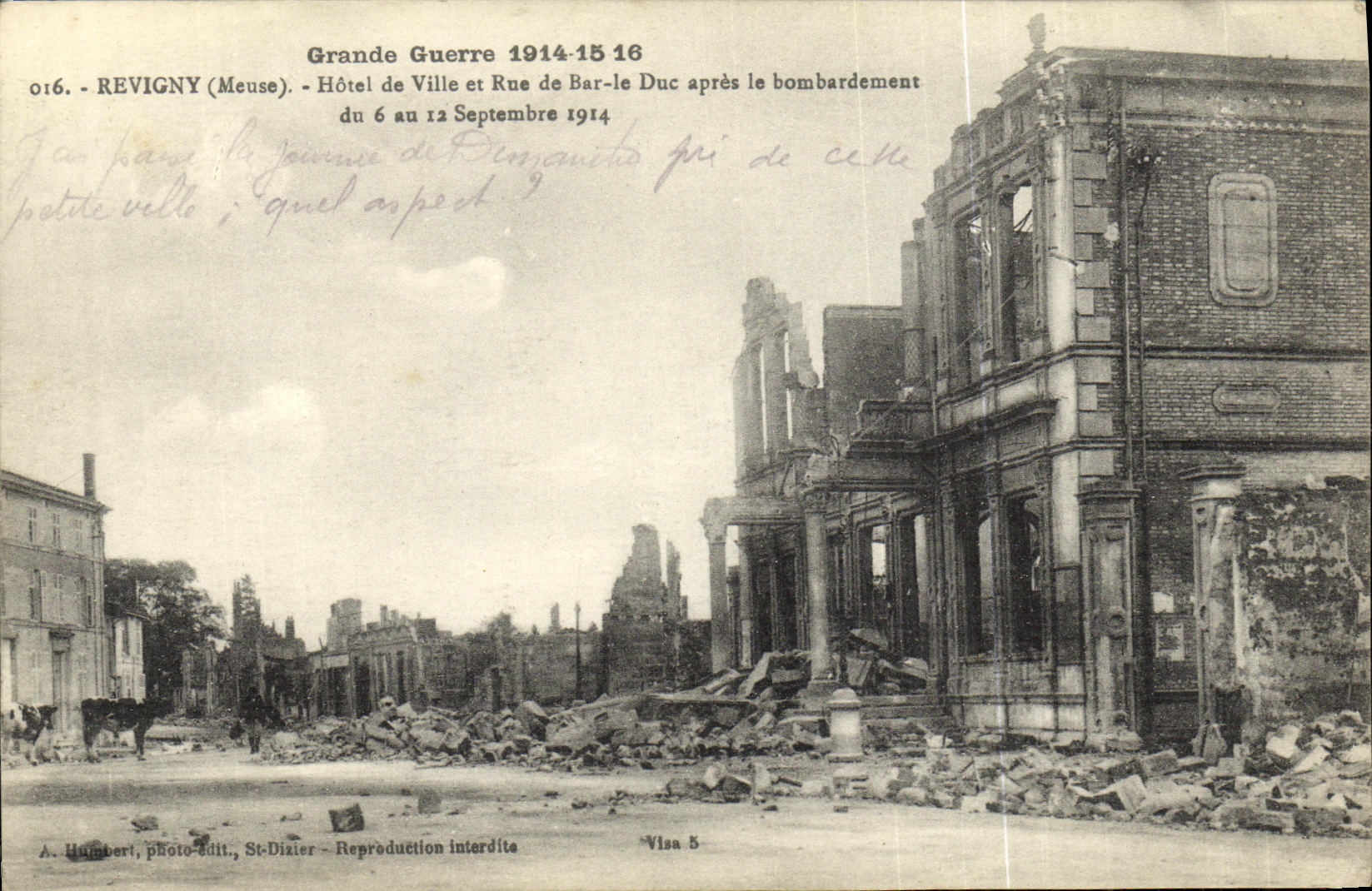 CPA Revigny Hotel de Ville Et Rue De Bar Le Duc Militaria 