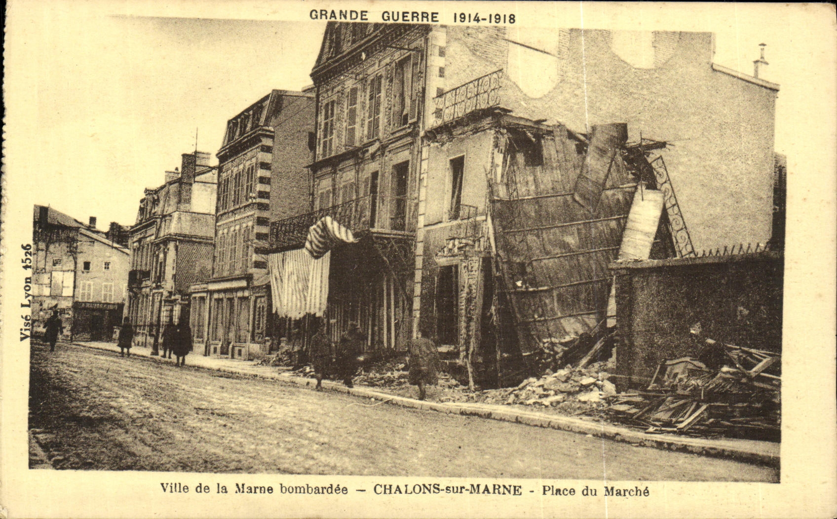 CPA Villa De La Marne Bombardee Chalons Sur Marne Place du Marche Militaria