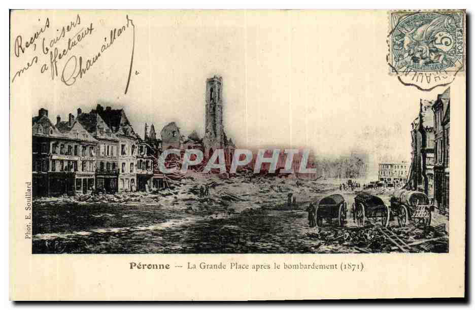 CPA Peronne La Grande Place Apres Le Bombardement Militaria
