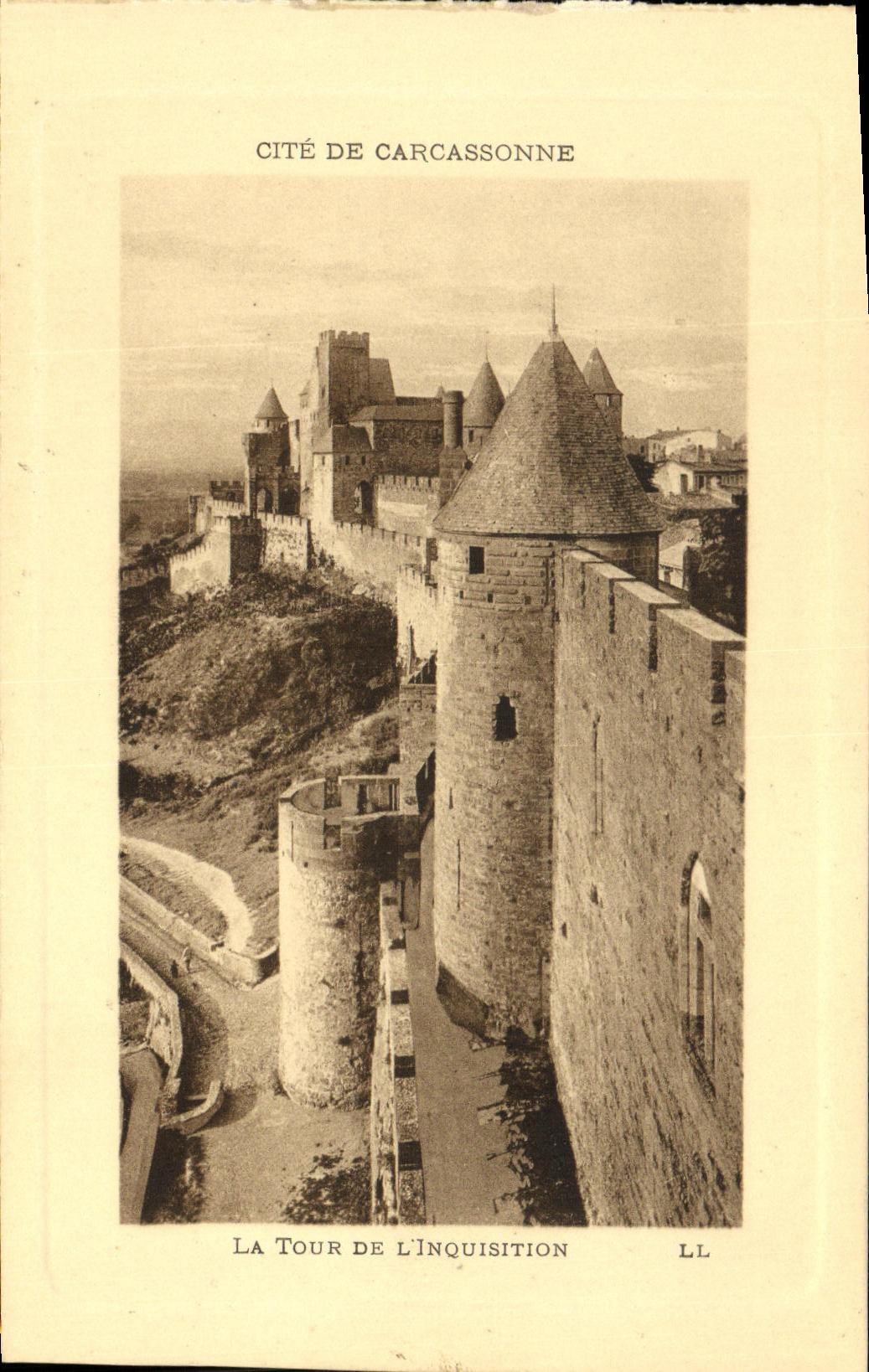 La Tour de l'Inquisition — Cité de Carcassonne — LL