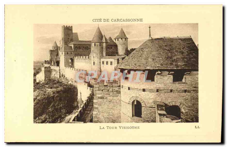 Cité de Carcassonne — La Tour Visigothe — LL
