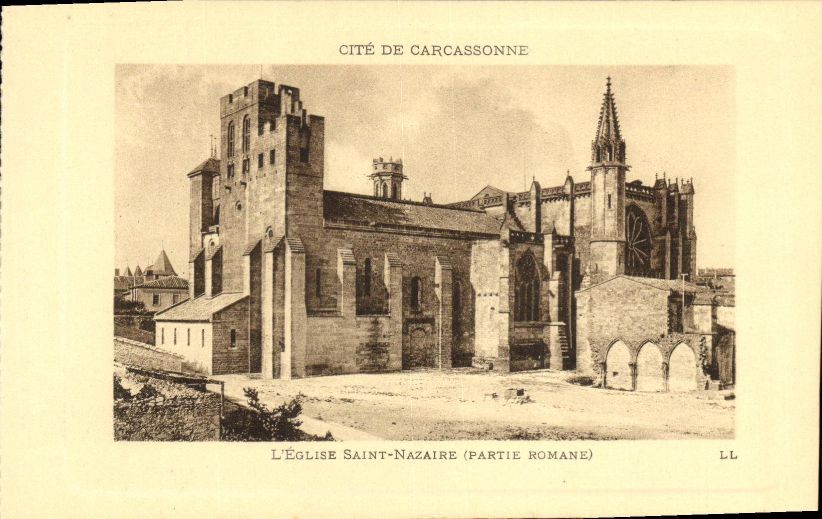 CPA Cite De Carcassonne L Eglise Saint Nazaire Partie romane