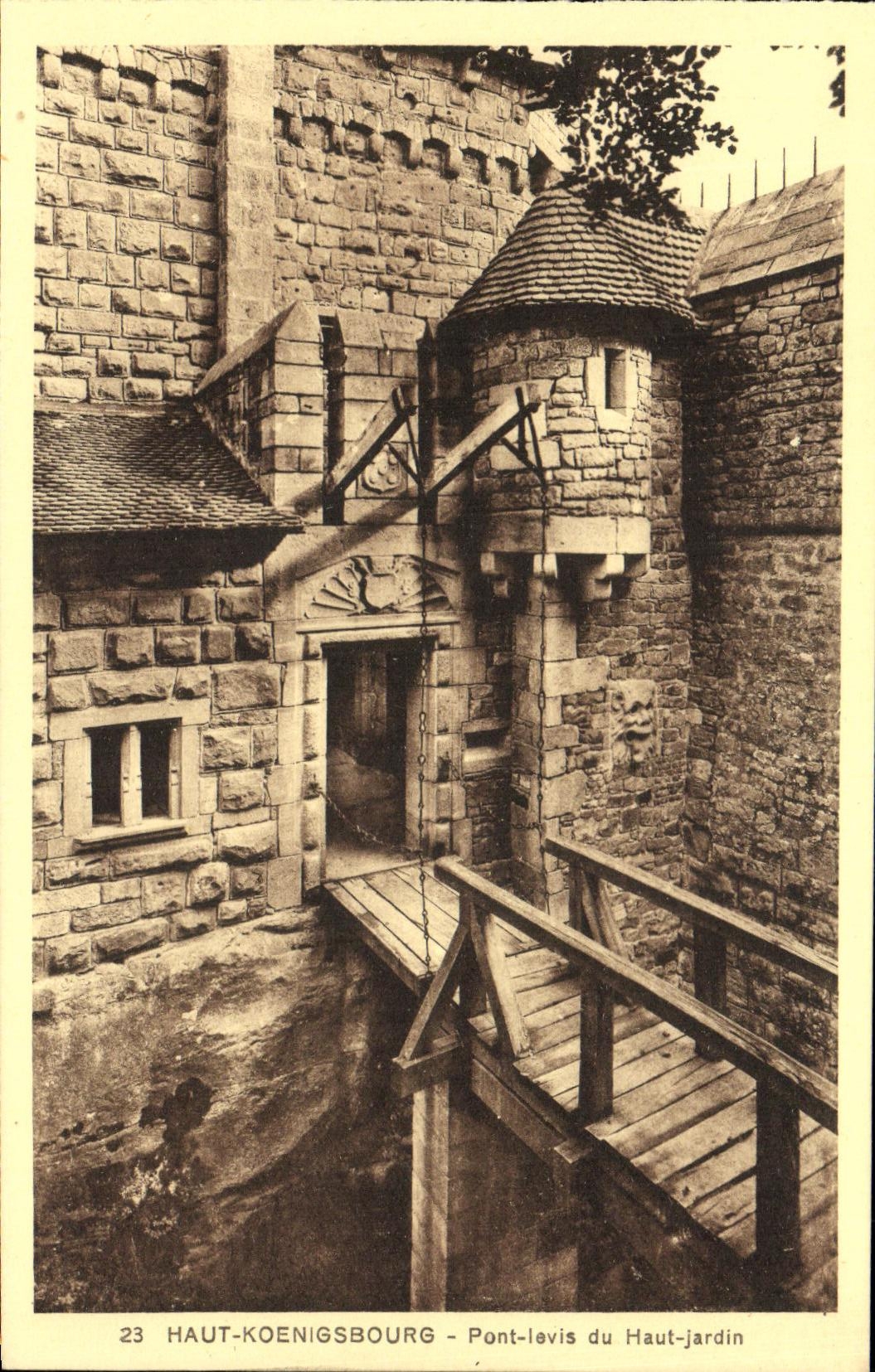 Haut-Koenigsbourg — Pont-levis du Haut-jardin — Édition spéciale du Château
