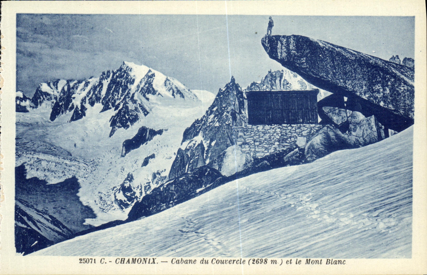 CPA Chamonix Cabane du Couverele et le Mont Blanc