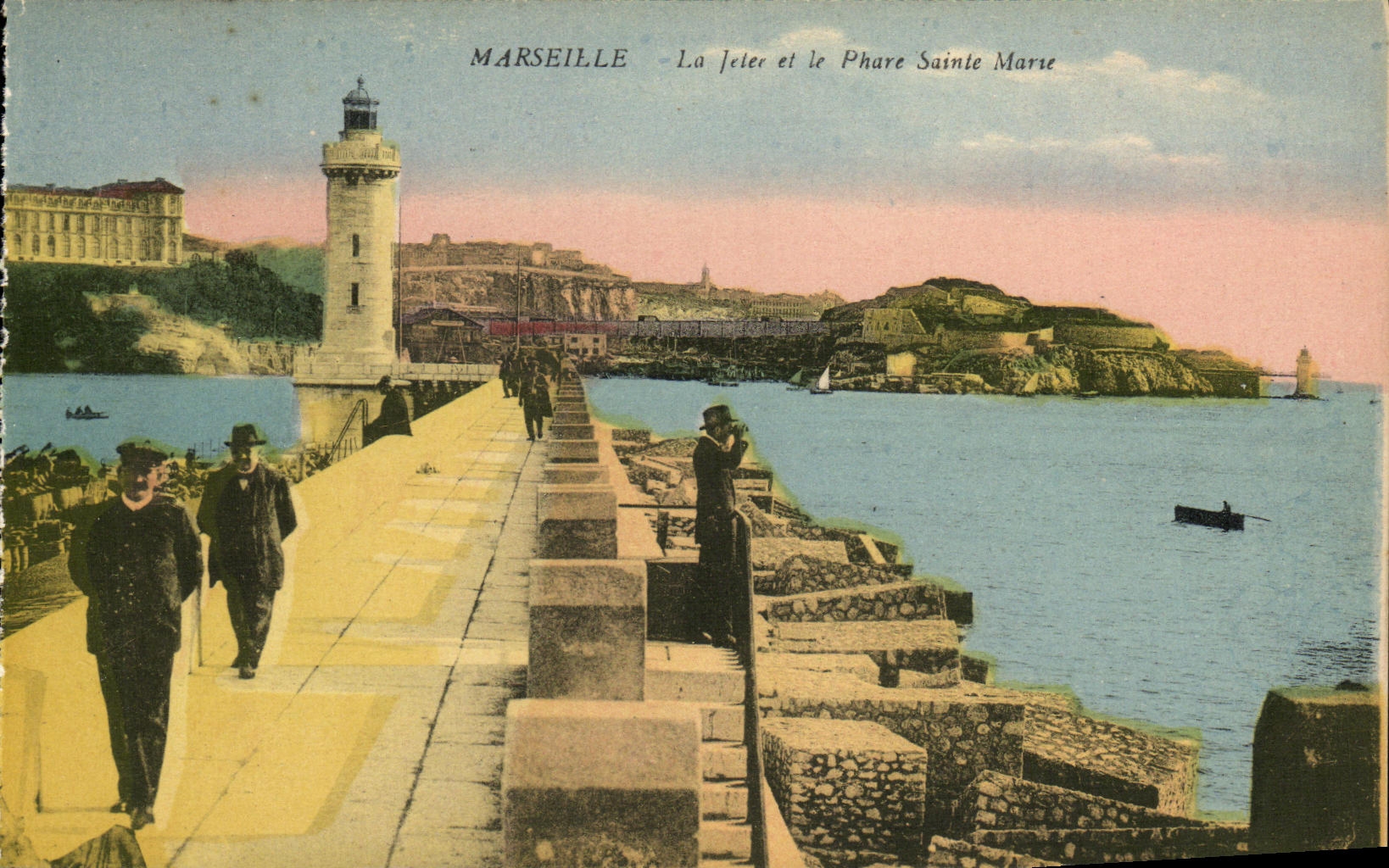 CPA Marseille La jetee et le Phare Sainte Marse