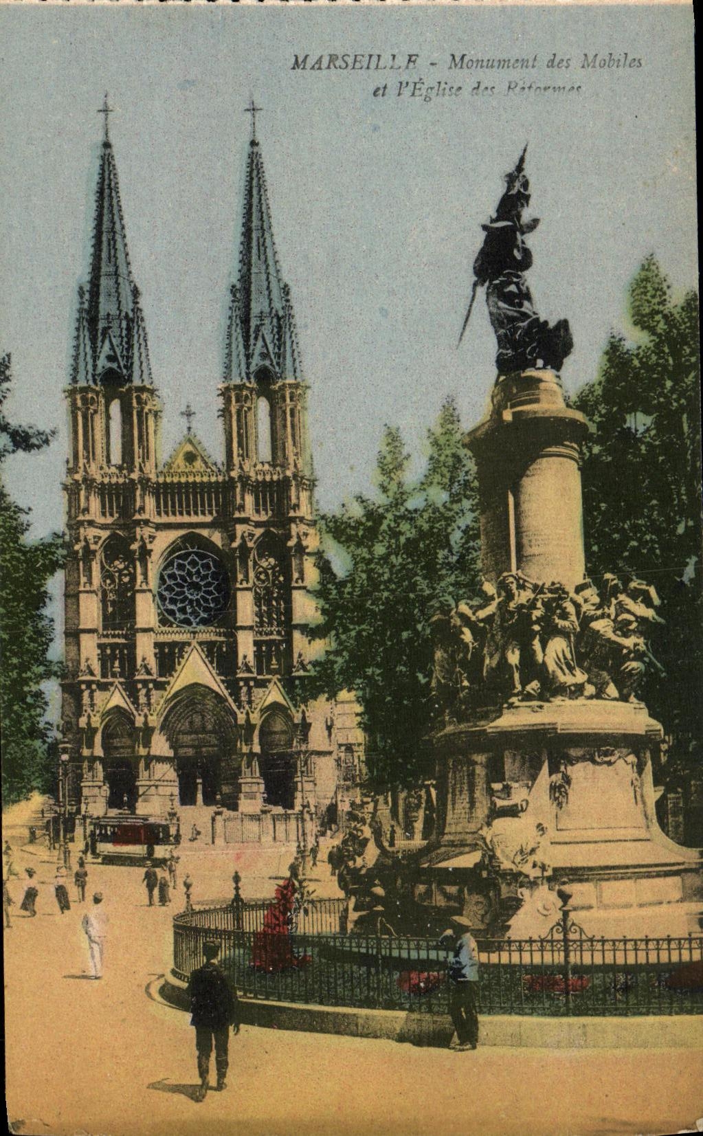 CPA Marseille Monument des Mobiles et l eglise des Reformes