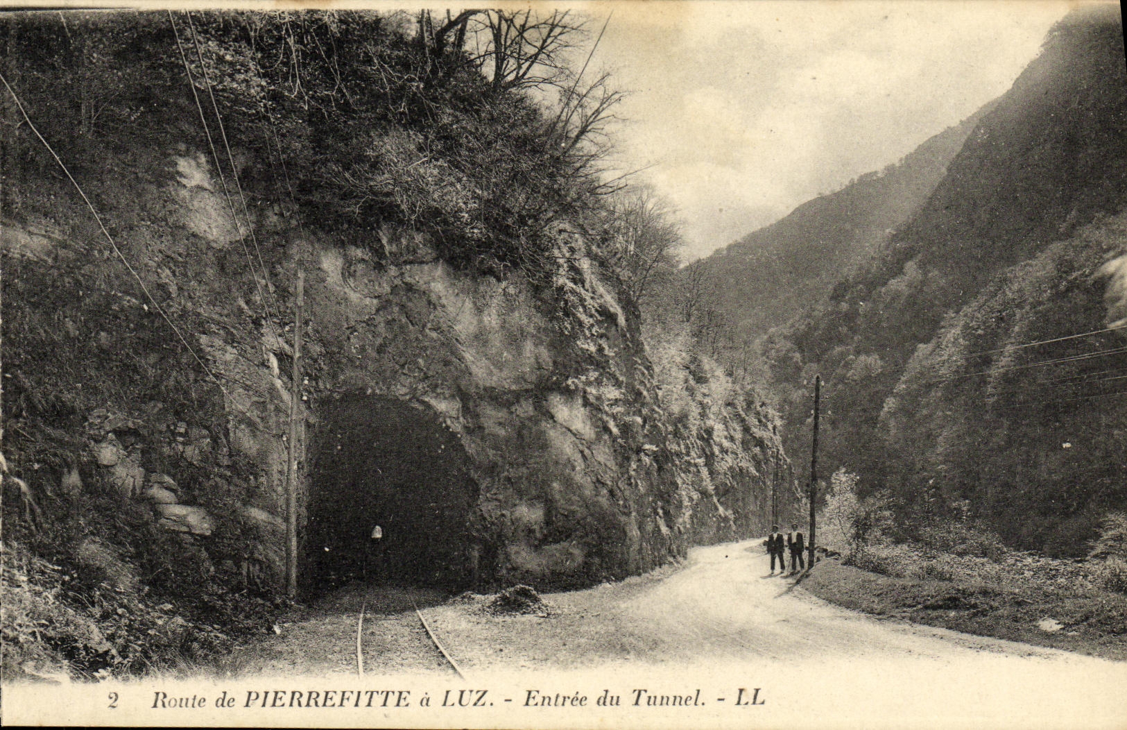 CPA Luz Route de Pierrefitte Entree du Tunnel