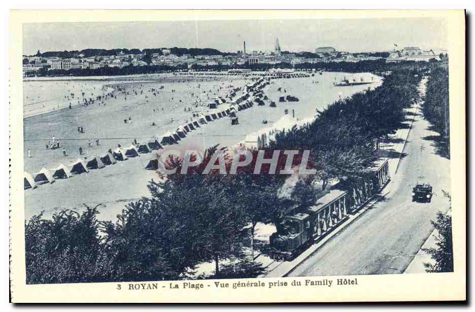 Royan - La Plage - Vue générale prise du Family Hôtel