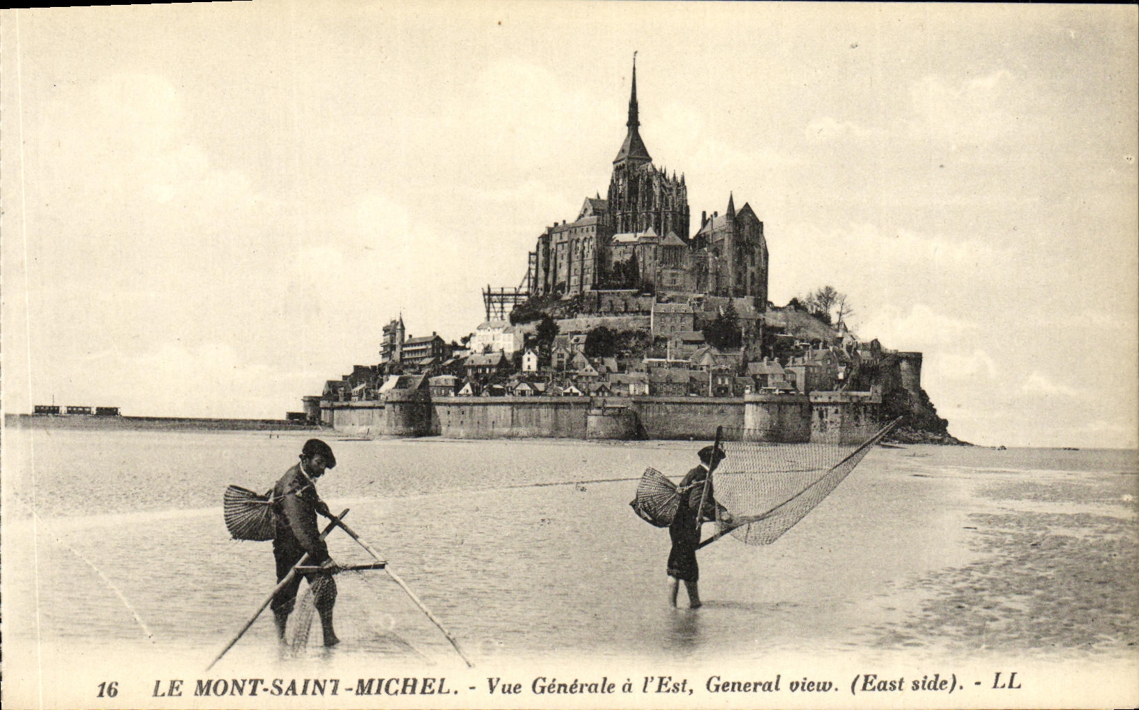 Le Mont-Saint-Michel - Vue Générale à l'Est - LL