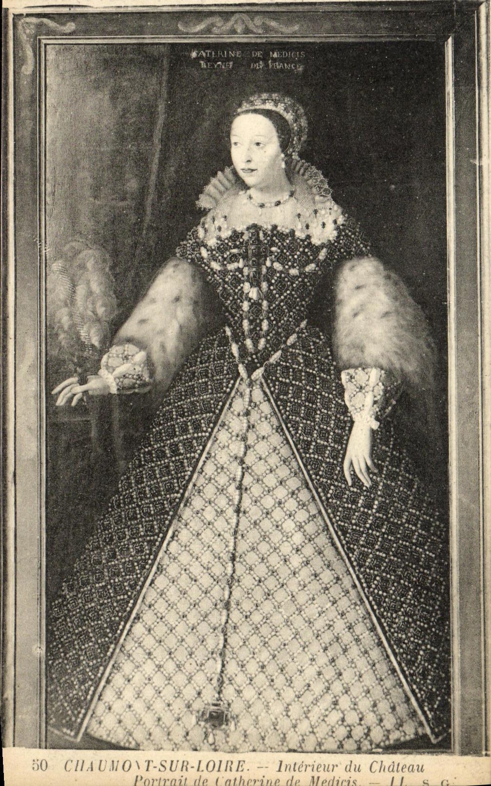 Chaumont-sur-Loire — Intérieur du Château — Portrait de Catherine de Médicis — S.G. n°50