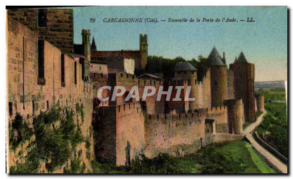 CPA Carcassonne Ensemble de la Porte de L Aude