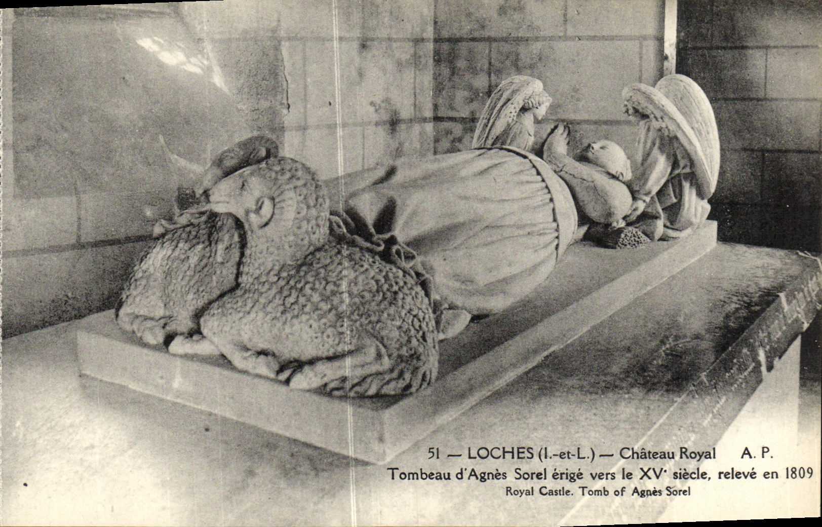 CPA Loches Chateau Royal Tombeau d Agnes Sorel erige vers le 15eme 