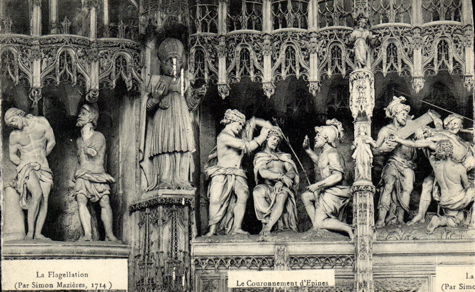 CPA Le Couronnement d Epines Chartres