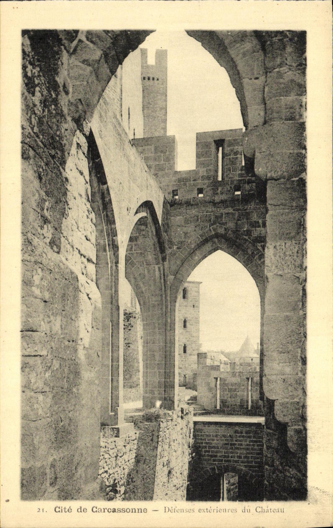 Cité de Carcassonne — Défenses extérieures du Château — n°21