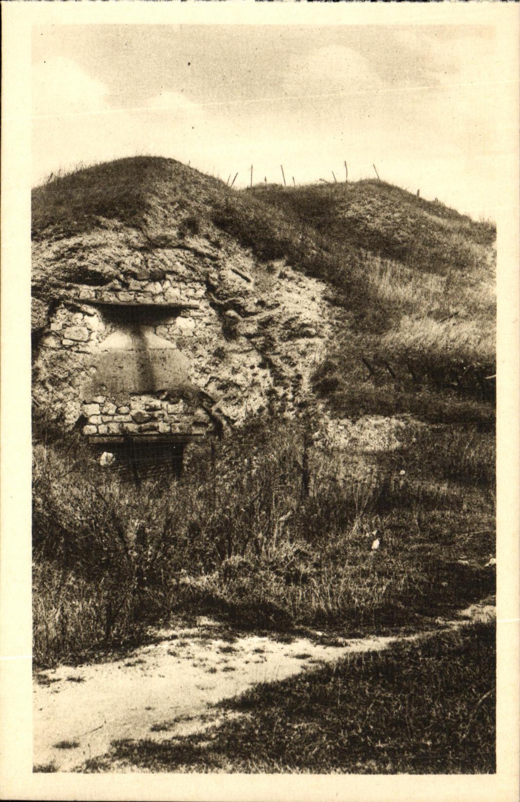Fort Douaumont — Ce qui reste de l'entrée normale du fort