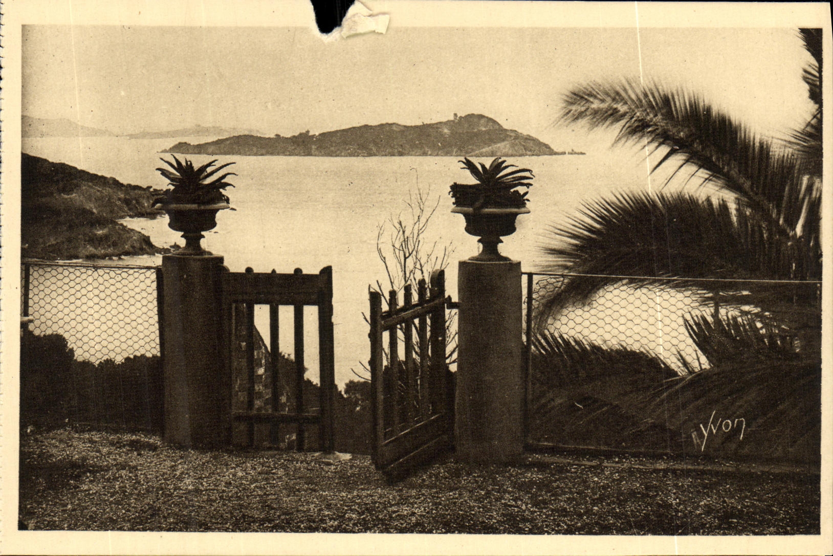 CPA Les Iles D Hyeres Vues de la Presquile de Gien