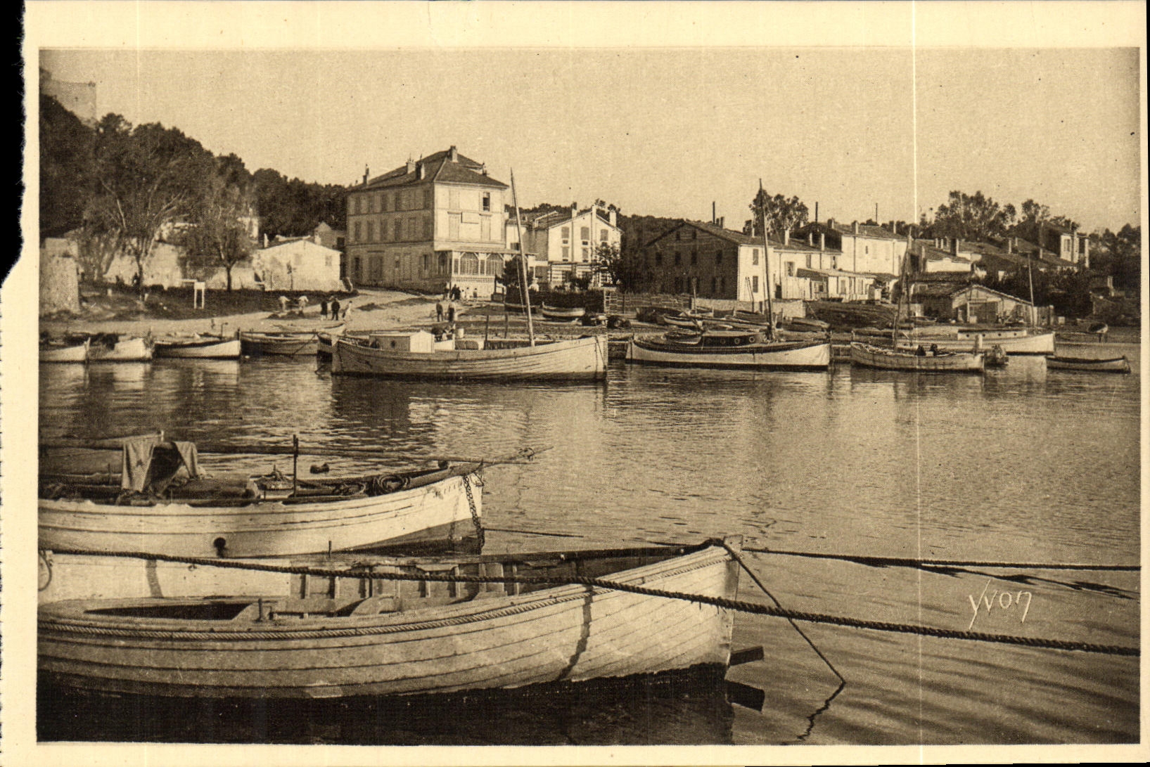 CPA Les Iles D Hyeres Porquerolles Panorama pris de la Jetee