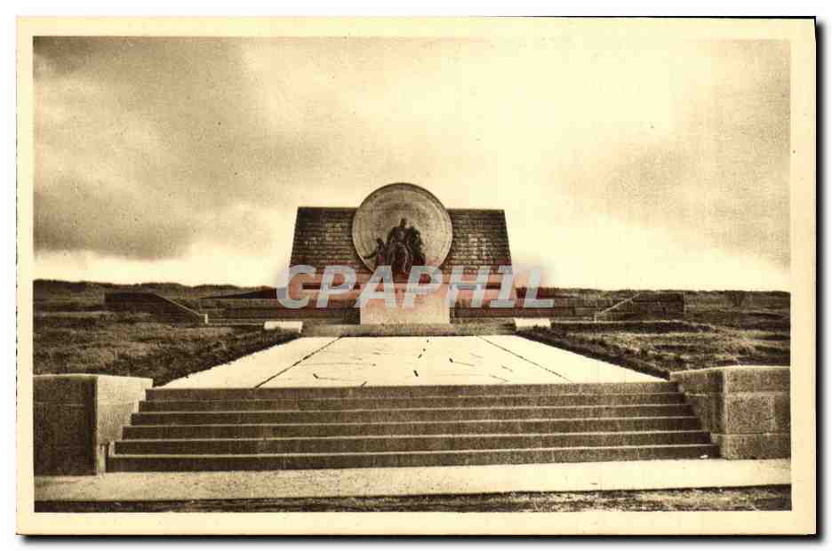CPA Le Monument d Andre Maginot sur les Pentes de Souville Militaria