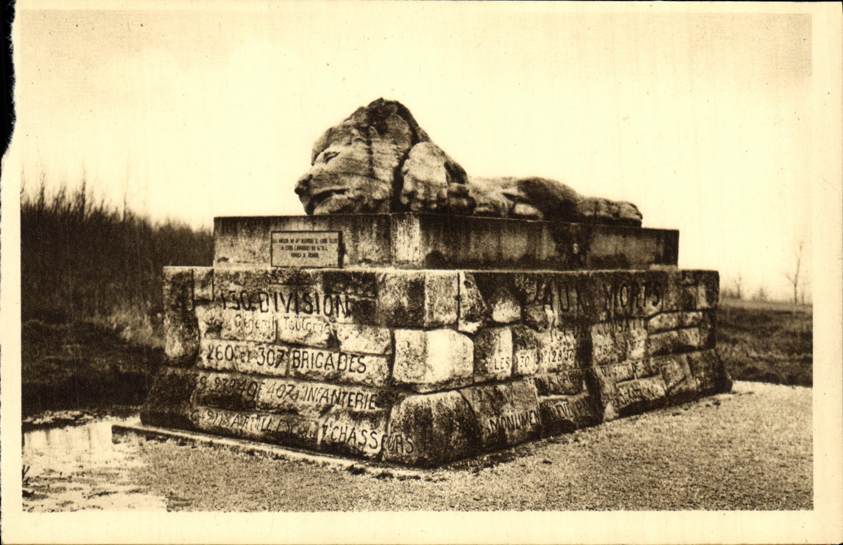 Monument aux morts de la 130e Division — Chapelle Sainte-Fine — Verdun — œuvre de René Paris