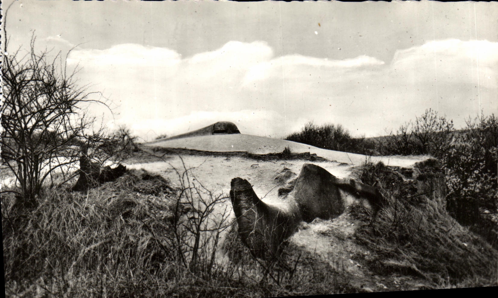 Le Fort de Vaux — débris de la tourelle de 75 mm — Édition du Fort de Vaux, n°13