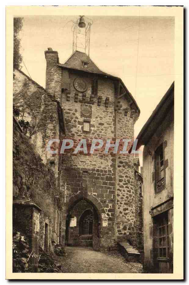 CPA La Tolede Auvergnate Salers Le Beffroi