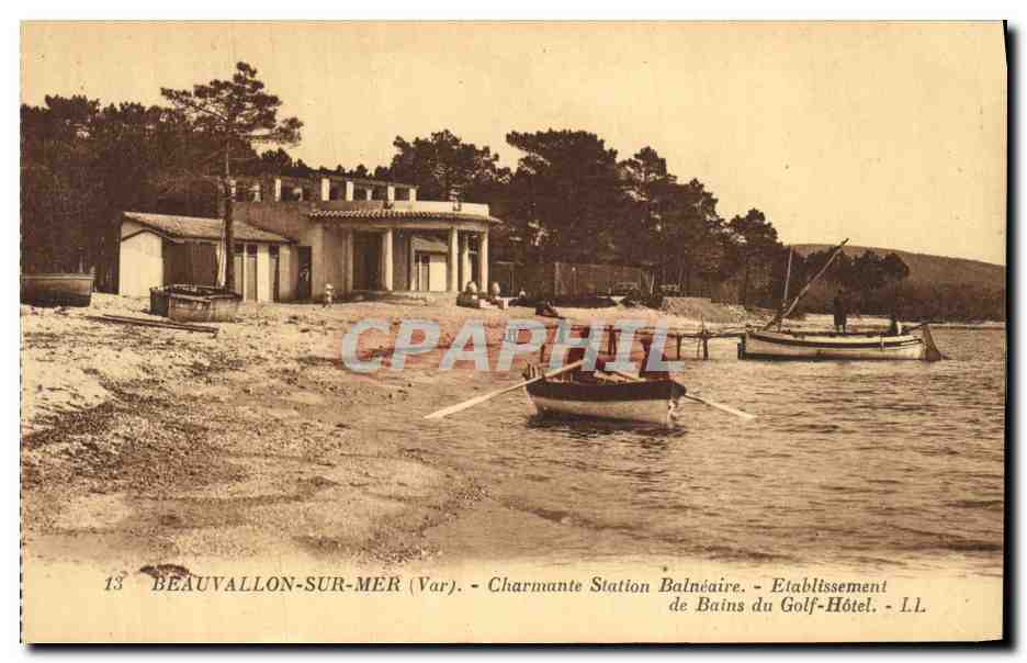 CPA Beauvallon Sur Mer Charmante station balneaire Etablissement de bains du golf Hotel