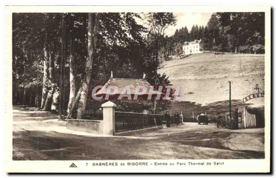 Bagnères-de-Bigorre — Entrée du Parc Thermal de Salut — Éditeur : Arts Photographiques de Strasbourg