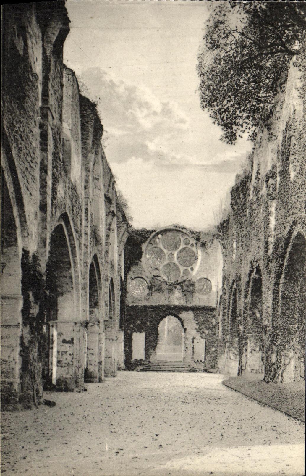 CPA Abbaye Des Vaulx De Cernay L eglise et la rosace